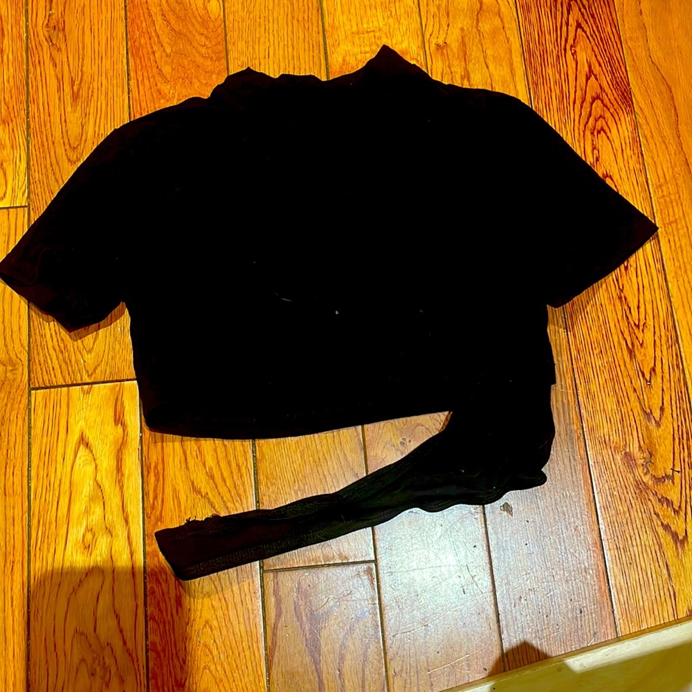Black crop with cut out
